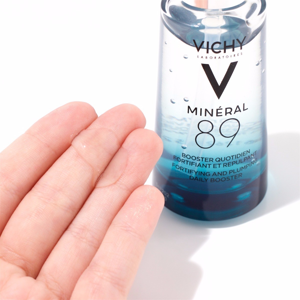 Texture của serum Vichy Mineral 89 Booster