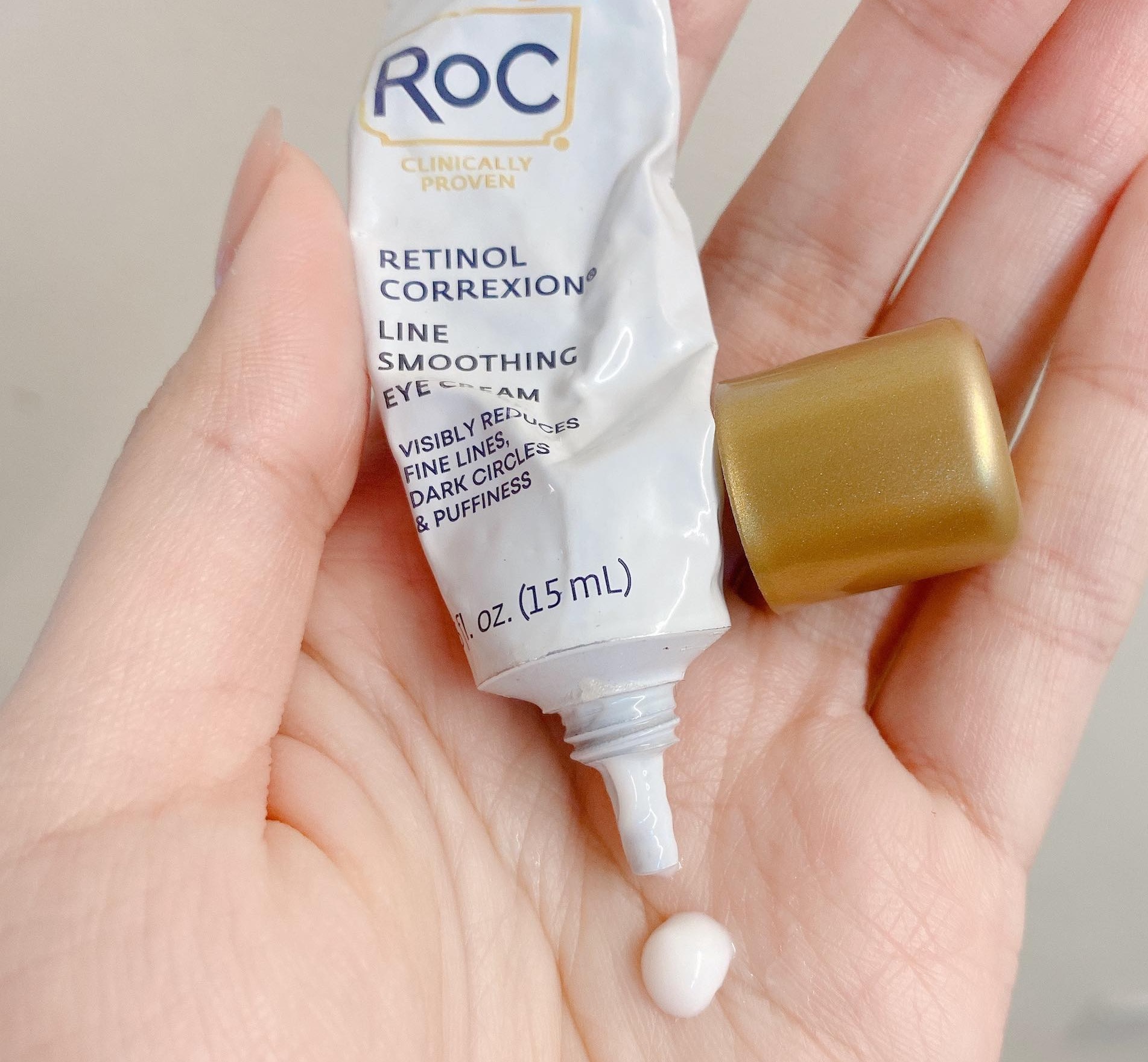 Kết cấu của RoC Retinol Correxion Eye Cream