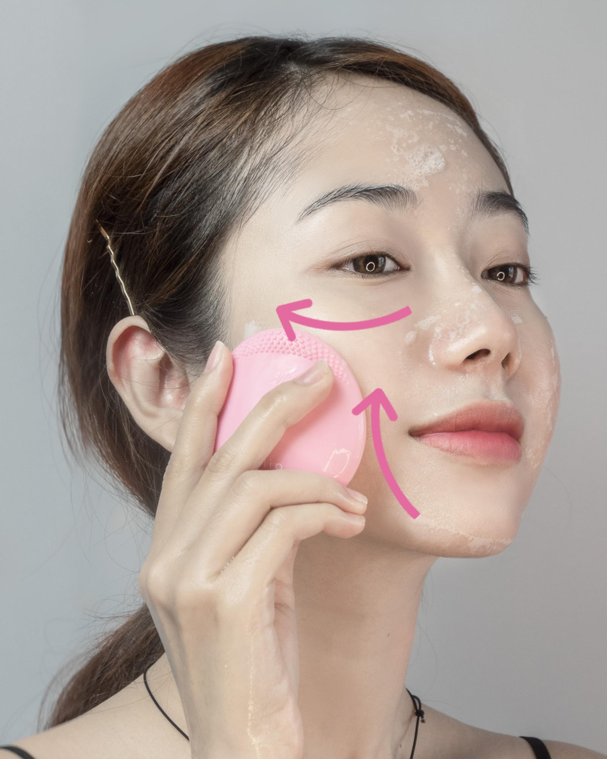 Halio Sensitive Facial Cleansing & Massaging có tốt không?