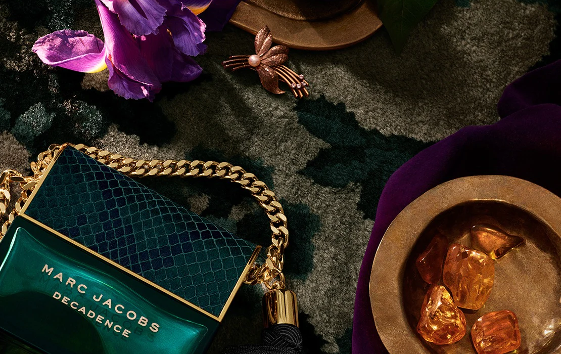 Mùi hương tươi mát đầy ấn tượng của nước hoa Marc Jacobs Decadence