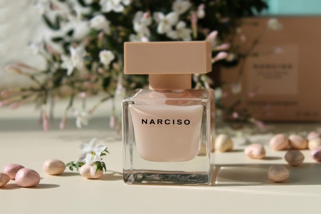 Thiết kế màu hồng đầy mãn nhãn của nước hoa Narciso Rodriguez Narciso Poudree