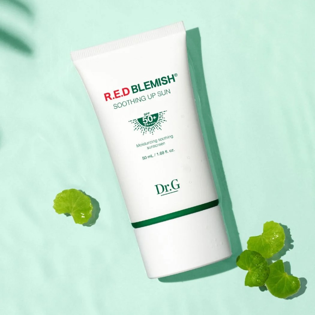 Kem chống nắng Dr.G R.E.D Blemish Soothing Up Sun SPF 50+ PA++++
